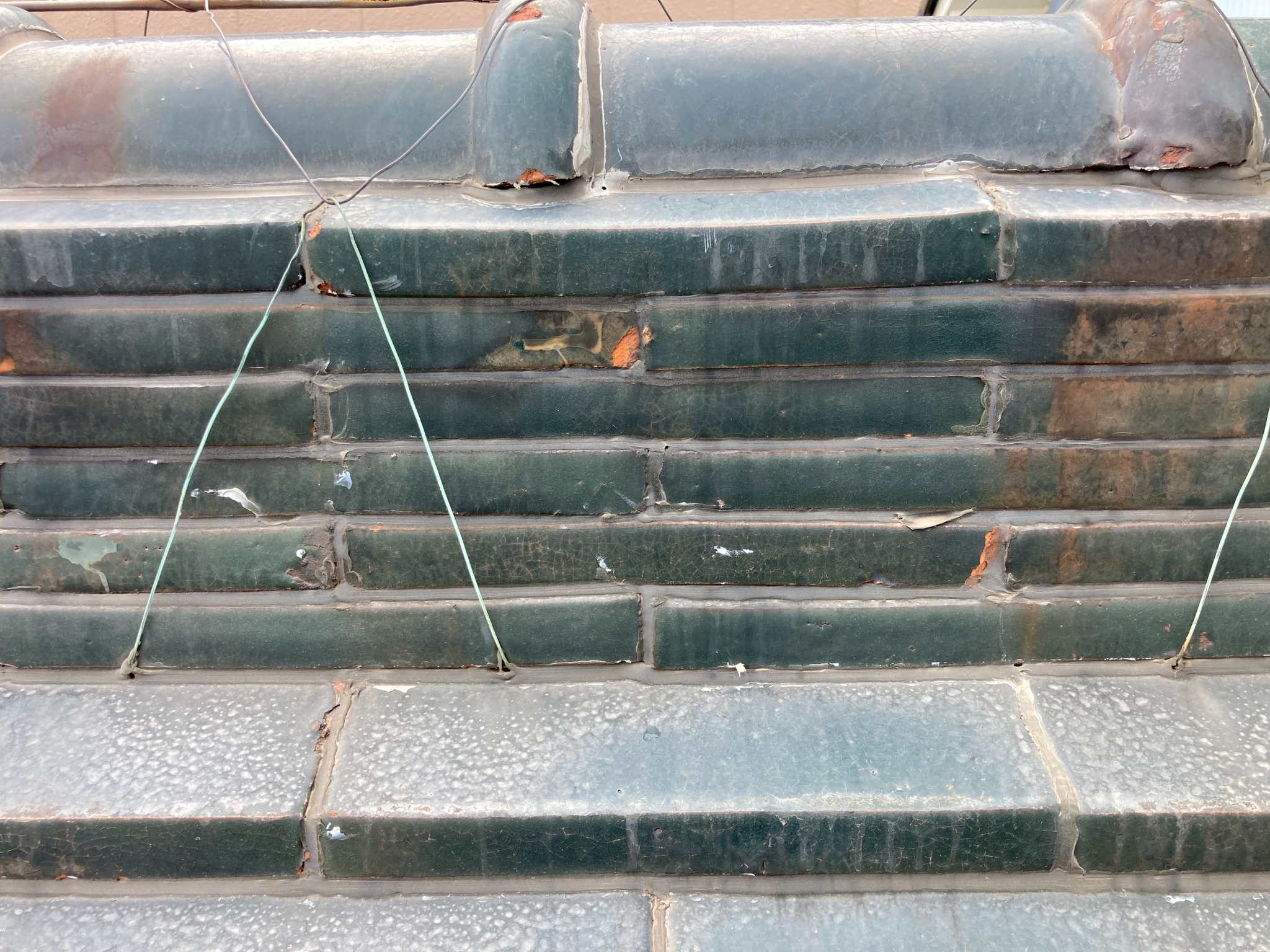 ゆがみが見られる棟